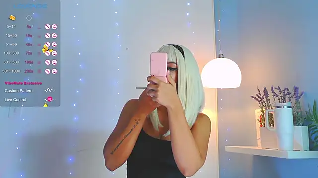 Snapshot of catalina__lovers chatting on 02-21-25, 11:32 catalina lovers online show from 02-21-25, 11:32