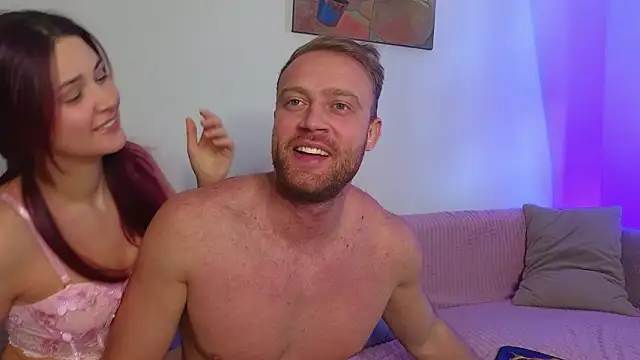 Snapshot of MaxMia chatting on 02-20-26, 06:37 MaxMia online show from 02-20-26, 06:37