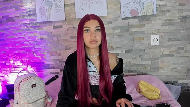 Snapshot of Violet_spencer chatting on 12-11-24, 09:34 Violet spencer online show from 12-11-24, 09:34