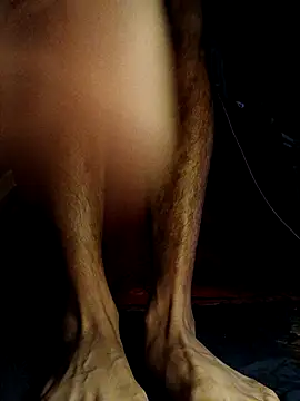 Snapshot of brownfeet chatting on 11-02-25, 08:17 brownfeet online show from 11-02-25, 08:17