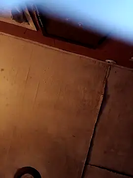 Snapshot of brownfeet chatting on 11-19-25, 06:35 brownfeet online show from 11-19-25, 06:35