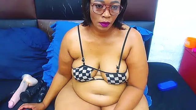 Snapshot of Brookylynbrownxx chatting on 10-28-25, 05:11 Brookylynbrownxx online show from 10-28-25, 05:11