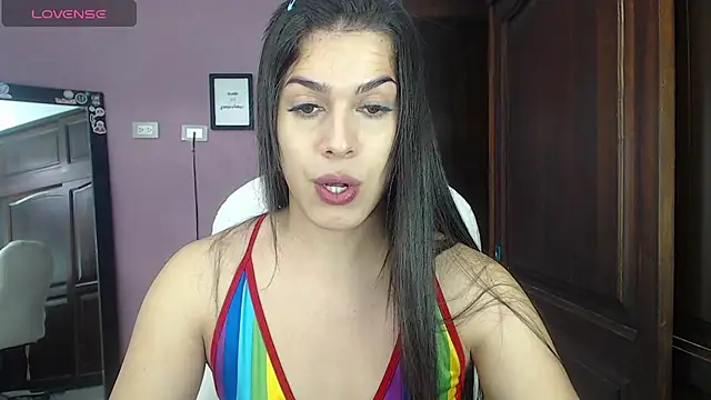 Snapshot of Luciana_Ortiz1 chatting on 03-05-25, 04:46 Luciana Ortiz1 online show from 03-05-25, 04:46