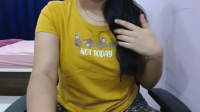 priya  81 online show from 01-21-25, 04:58