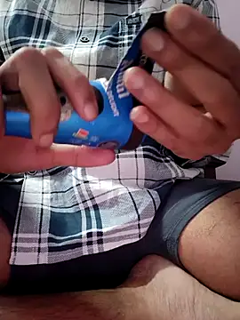 Collegeboywithbigweapan21 online show from 02-12-26, 04:57