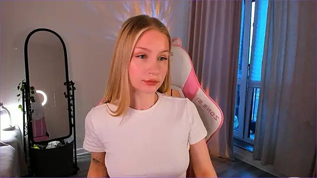 Eva Davi online show from 03-09-26, 03:16