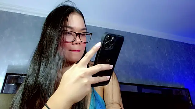 Snapshot of JasmineMoore chatting on 06-02-26, 10:01 JasmineMoore online show from 06-02-26, 10:01