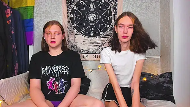 Snapshot of Calvin_and_Kevin chatting on 02-05-25, 02:59 Calvin and Kevin online show from 02-05-25, 02:59