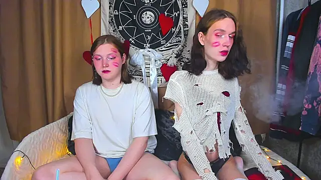 Snapshot of Calvin_and_Kevin chatting on 02-15-25, 05:50 Calvin and Kevin online show from 02-15-25, 05:50