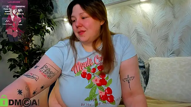 Ruth Oliver online show from 04-10-26, 01:11