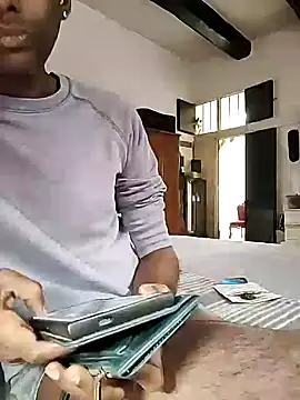 Snapshot of KeptupInosine chatting on 11-19-25, 02:06 KeptupInosine online show from 11-19-25, 02:06