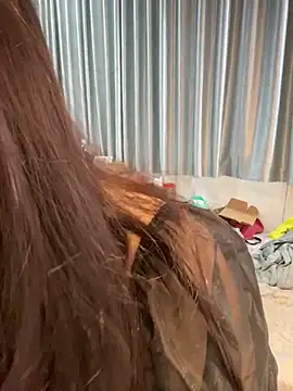 Hotellinh12 online show from 10-08-25, 06:44