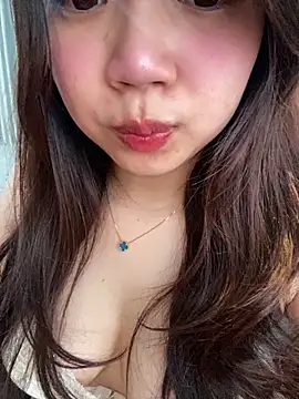 Hotellinh12 online show from 02-08-26, 07:34