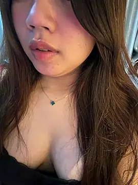 Hotellinh12 online show from 04-08-26, 04:40