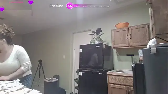 Snapshot of Milfshakecafe chatting on 01-09-25, 08:22 Milfshakecafe online show from 01-09-25, 08:22