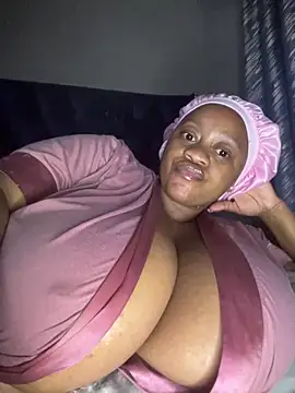 Chubbykarisma27 online show from 12-15-25, 08:13