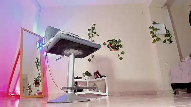 thais dreams online show from 10-06-25, 12:35