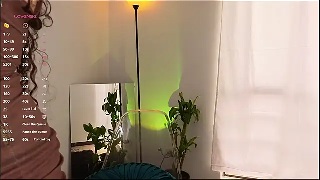 mssjulia online show from 03-14-25, 10:38