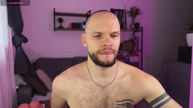 Snapshot of maxx_alexx chatting on 12-10-24, 10:06 maxx alexx online show from 12-10-24, 10:06