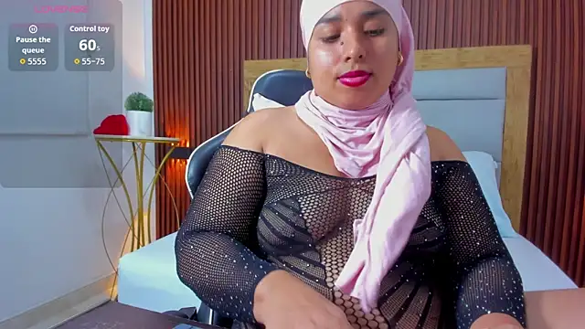 hurrem had online show from 10-15-25, 07:25