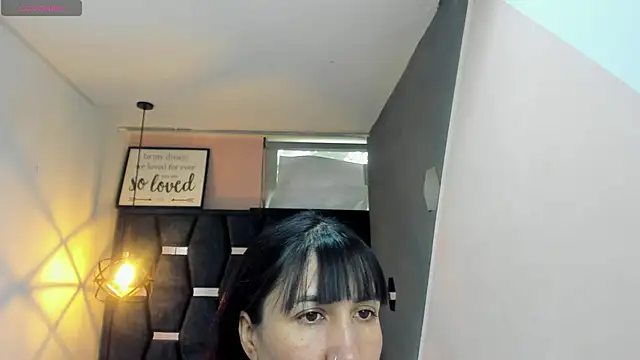 Snapshot of GiaFox_ chatting on 10-18-25, 01:12 GiaFox online show from 10-18-25, 01:12