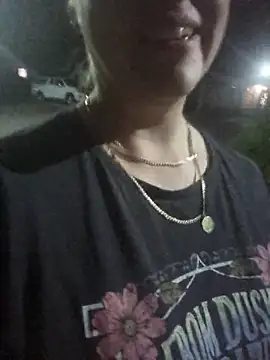 Snapshot of Off_the_Lesh chatting on 12-03-25, 10:46 Off the Lesh online show from 12-03-25, 10:46