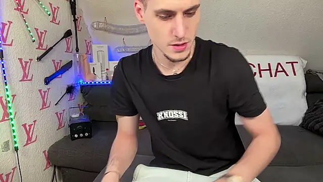 Cookieboy88 online show from 02-27-26, 04:29