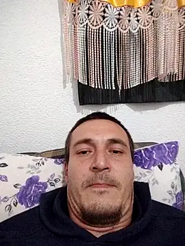 mayk18cm online show from 10-19-25, 12:22