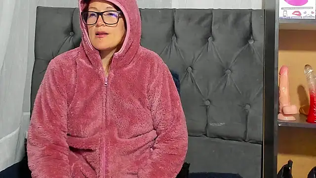 amberr34 online show from 02-23-25, 06:49