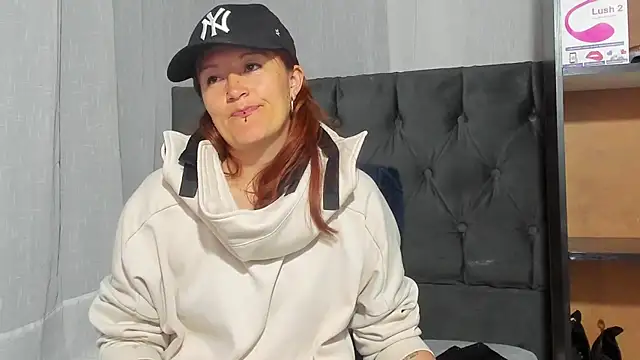 amberr34 online show from 03-05-25, 02:57