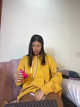 Snapshot of Valentinabaker chatting on 01-29-25, 09:23 Valentinabaker online show from 01-29-25, 09:23