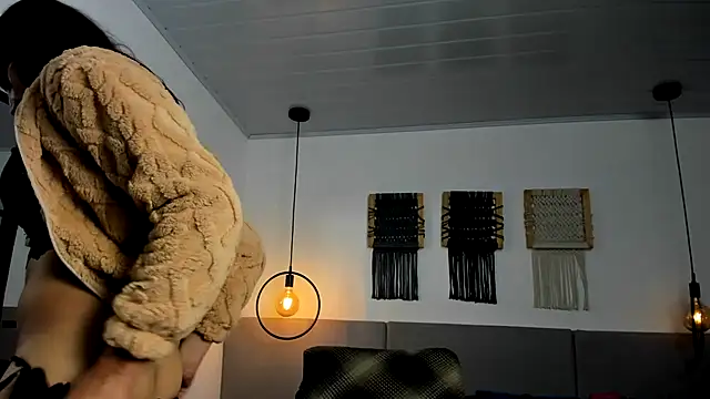 Snapshot of Sweet_camille chatting on 09-20-25, 02:23 Sweet camille online show from 09-20-25, 02:23