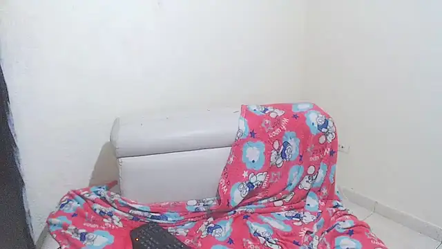 Snapshot of spicycouplex chatting on 02-07-25, 08:33 spicycouplex online show from 02-07-25, 08:33