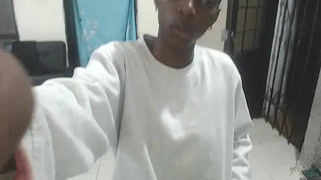 Snapshot of spicycouplex chatting on 02-18-25, 05:09 spicycouplex online show from 02-18-25, 05:09