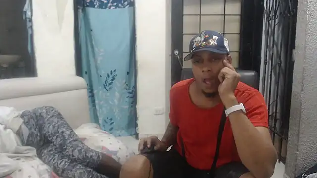 Snapshot of spicycouplex chatting on 03-13-25, 05:11 spicycouplex online show from 03-13-25, 05:11