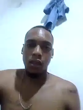 Snapshot of spicycouplex chatting on 10-12-25, 06:45 spicycouplex online show from 10-12-25, 06:45