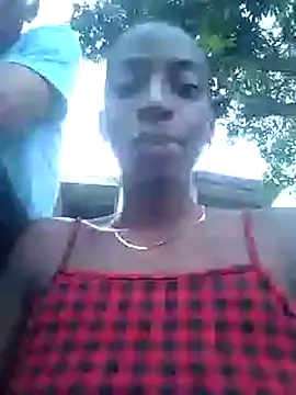 Snapshot of spicycouplex chatting on 10-13-25, 10:54 spicycouplex online show from 10-13-25, 10:54