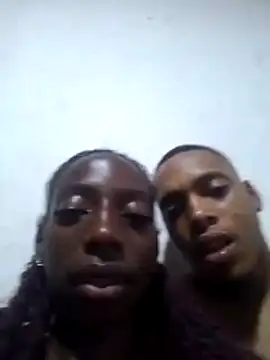 Snapshot of spicycouplex chatting on 12-20-25, 02:29 spicycouplex online show from 12-20-25, 02:29