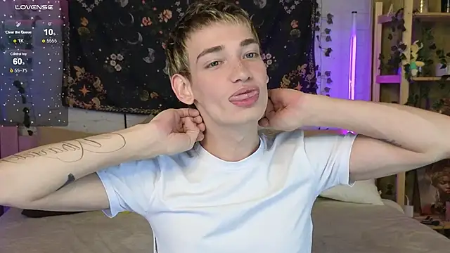 Nick Win online show from 11-26-25, 07:15