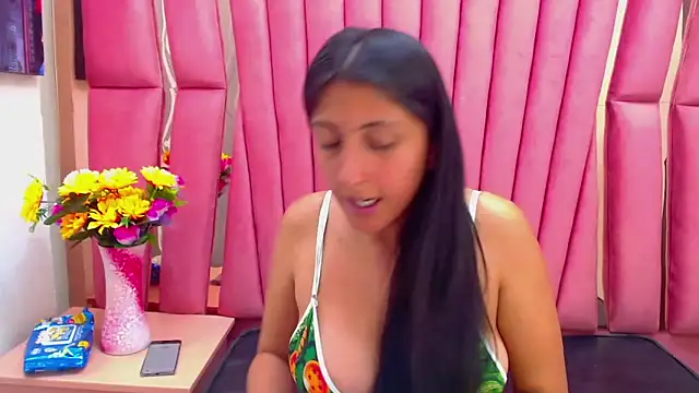 Cameron cutte online show from 12-29-24, 03:11