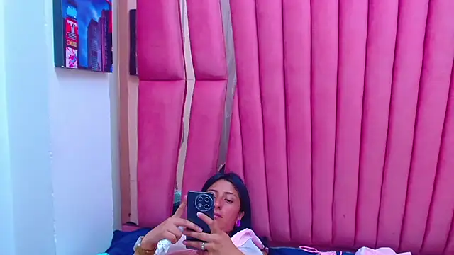 Cameron cutte online show from 02-08-25, 06:12