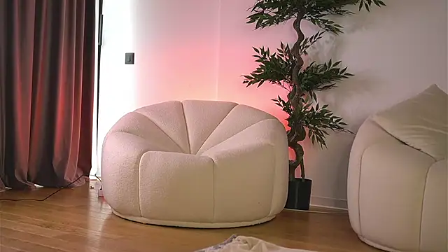 Snapshot of Cherrysweett chatting on 07-02-26, 06:08 Cherrysweett online show from 07-02-26, 06:08