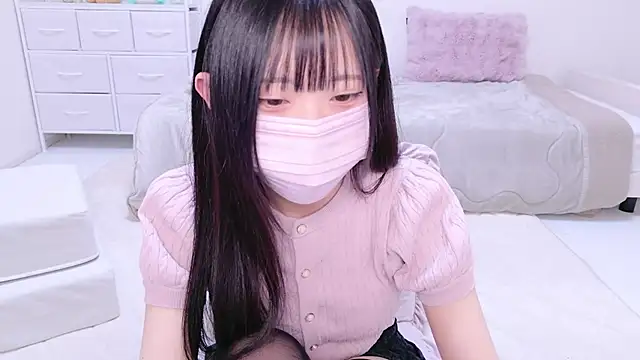 Suzu ch xx online show from 12-16-24, 09:41