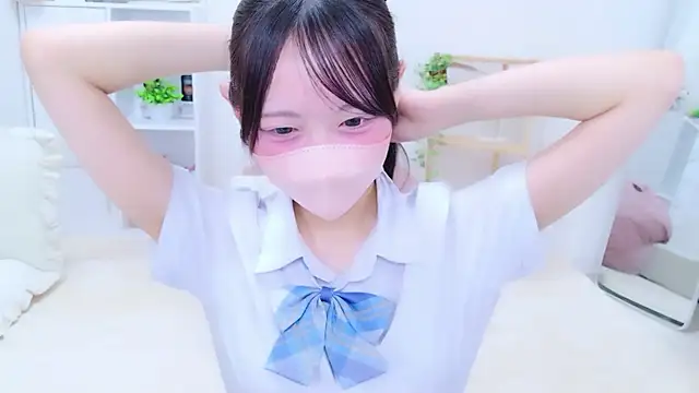 Suzu ch xx online show from 07-18-26, 01:26