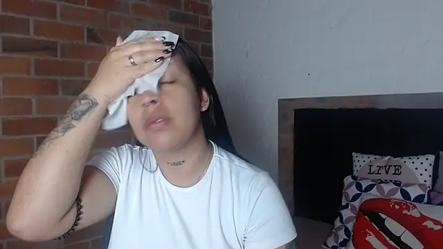 salome  hills1 online show from 02-15-26, 06:59