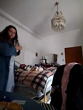 AliceBehind online show from 03-18-26, 11:35