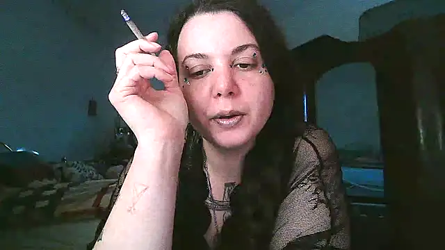 AliceBehind online show from 03-19-26, 04:33