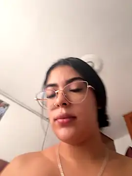 Snapshot of Bianca_zaens2 chatting on 09-20-25, 03:57 Bianca zaens2 online show from 09-20-25, 03:57