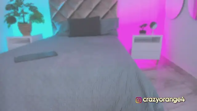 Crazyorange  online show from 10-11-25, 10:25