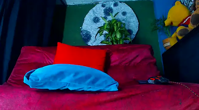 Mracialatina online show from 03-13-25, 12:48